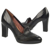 Oxford inspired shoe with chunky heels wide width